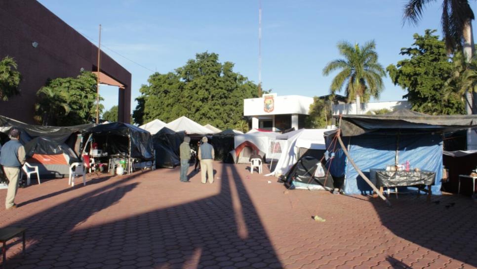 Trabajadores denuncian amenazas de Diana Armenta