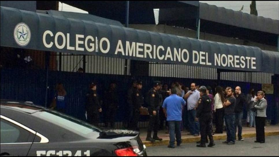 Alumno dispara a maestra y 3 compañeros en colegio de Monterrey