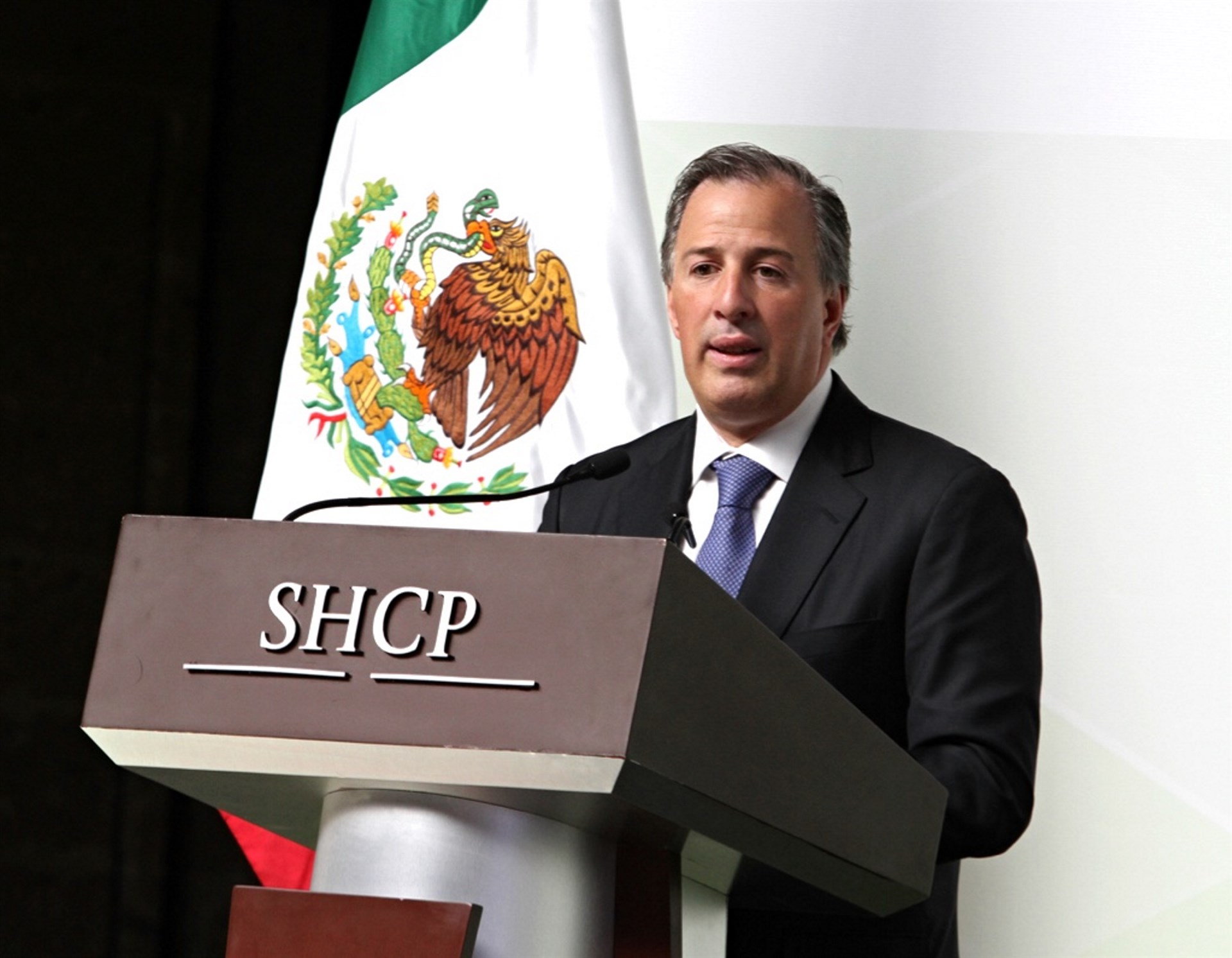 México cerró 2016 con crecimiento alentador de 2.3%: Meade
