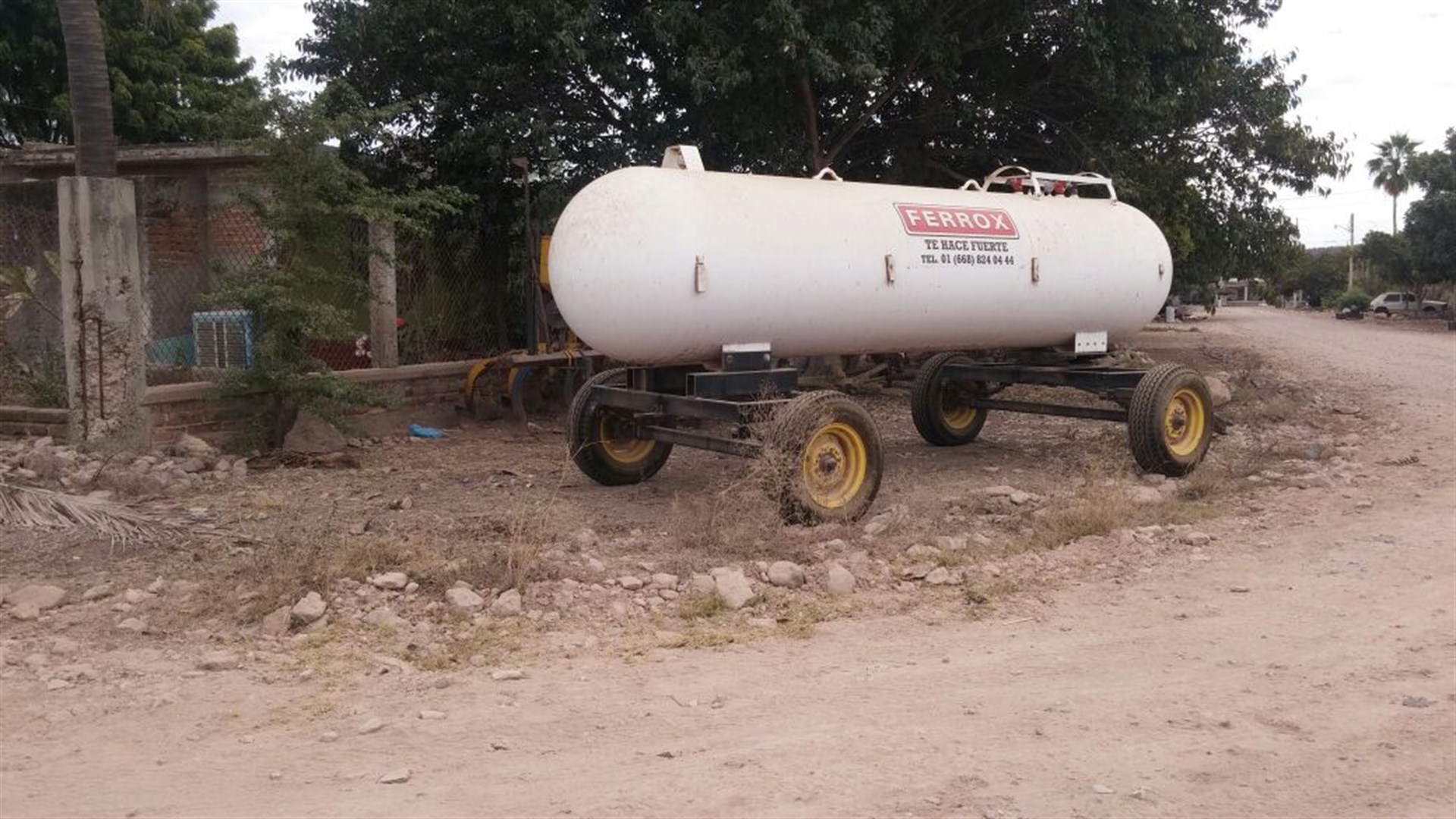 Buscan regidores ordenar legalmente nodrizas de amoniaco