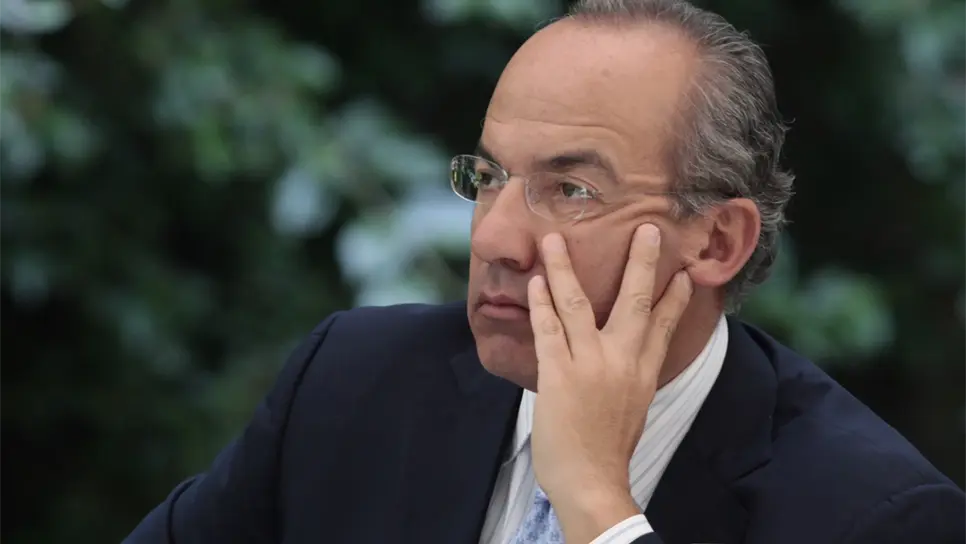 Autoridades de Cuba impiden ingreso a Felipe Calderón