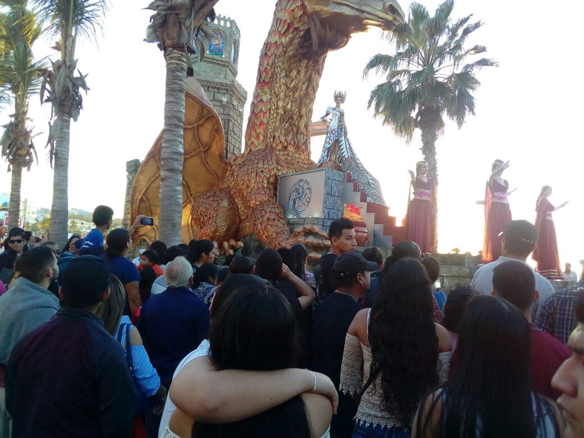 Reparten más de 80 mil condones en el Carnaval de Mazatlán