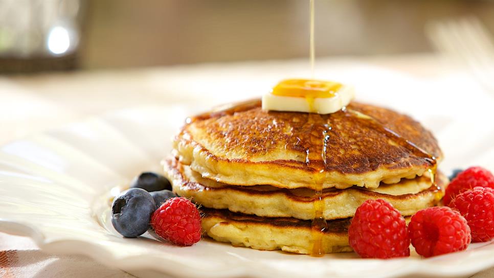 Hot cakes, fieles compañeros del desayuno, hoy celebran su día