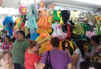 Hasta un 50% bajan ventas de disfraces para festivales