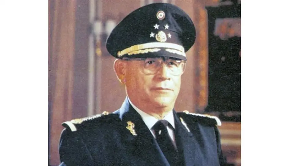 Antonio Riviello Bazán