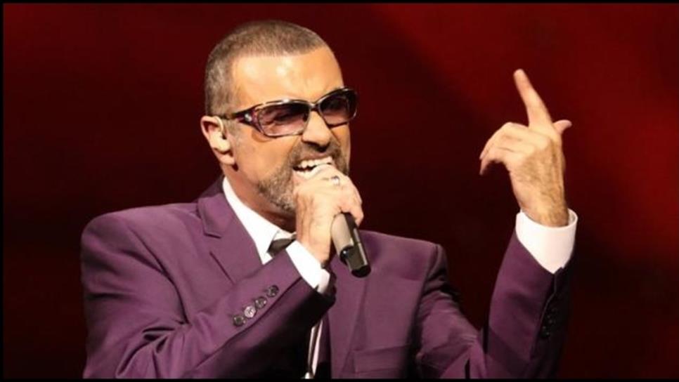 Entierran a George Michael a tres meses de su muerte