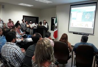 Ayuntamiento presenta su nueva página web y el PMD 2017-2018