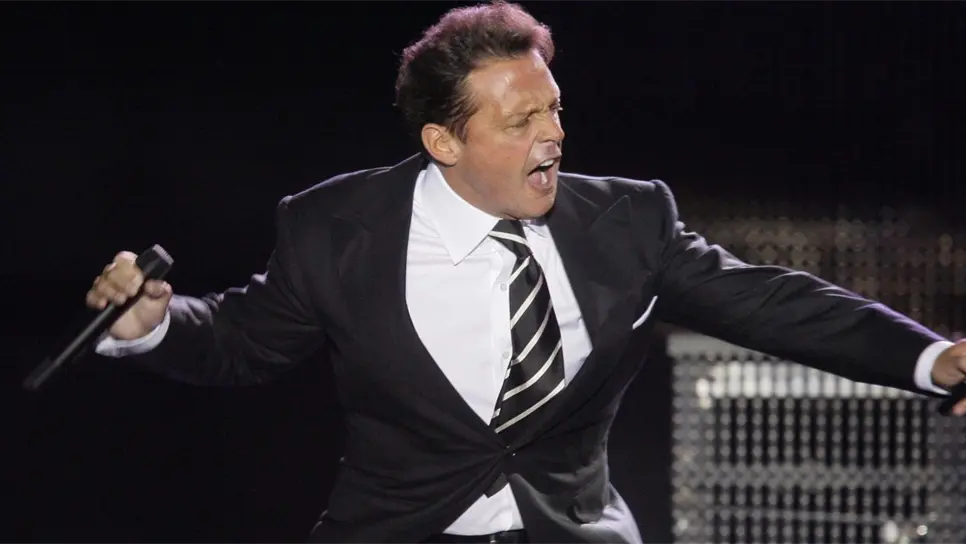 Luis Miguel queda libre tras fianza de un millón de dólares