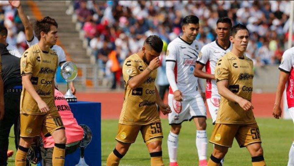 Lobos toma ventaja sobre Dorados en la final