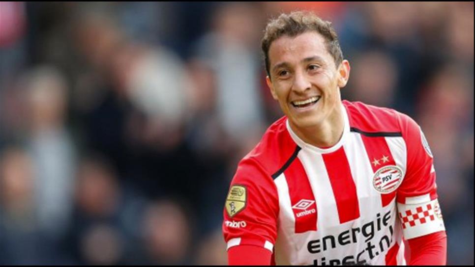 Guardado dejaría el rojo y blanco del PSV por el del Atletico