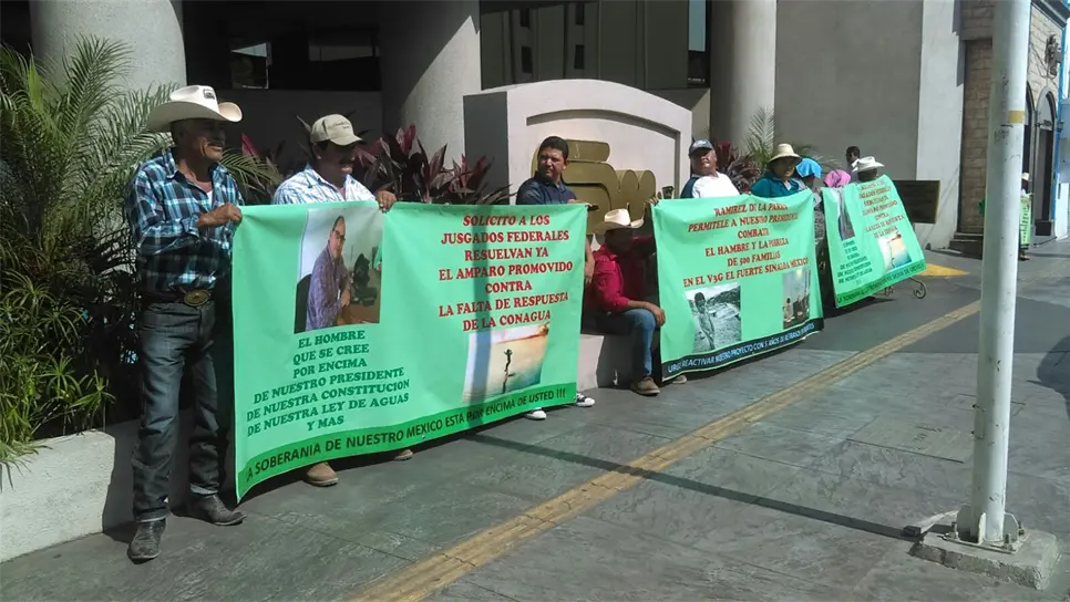 Se manifiestan productores en “Expo Agua 2017”