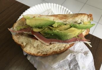 Las tortas de pierna y de carnes frías son tradición de Monterrey