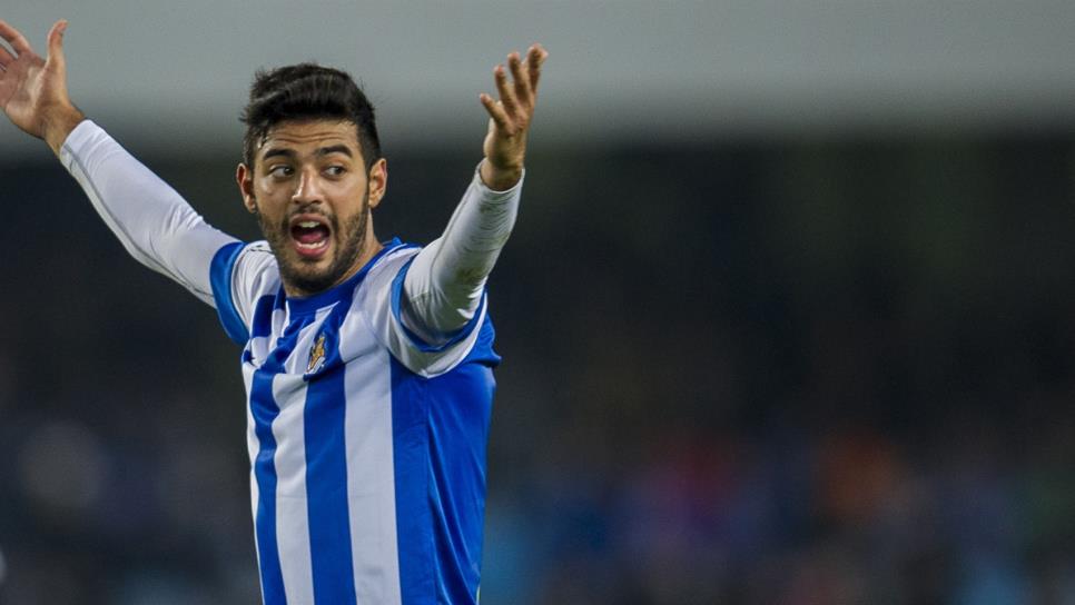 Lyon pretende al atacante mexicano Carlos Vela