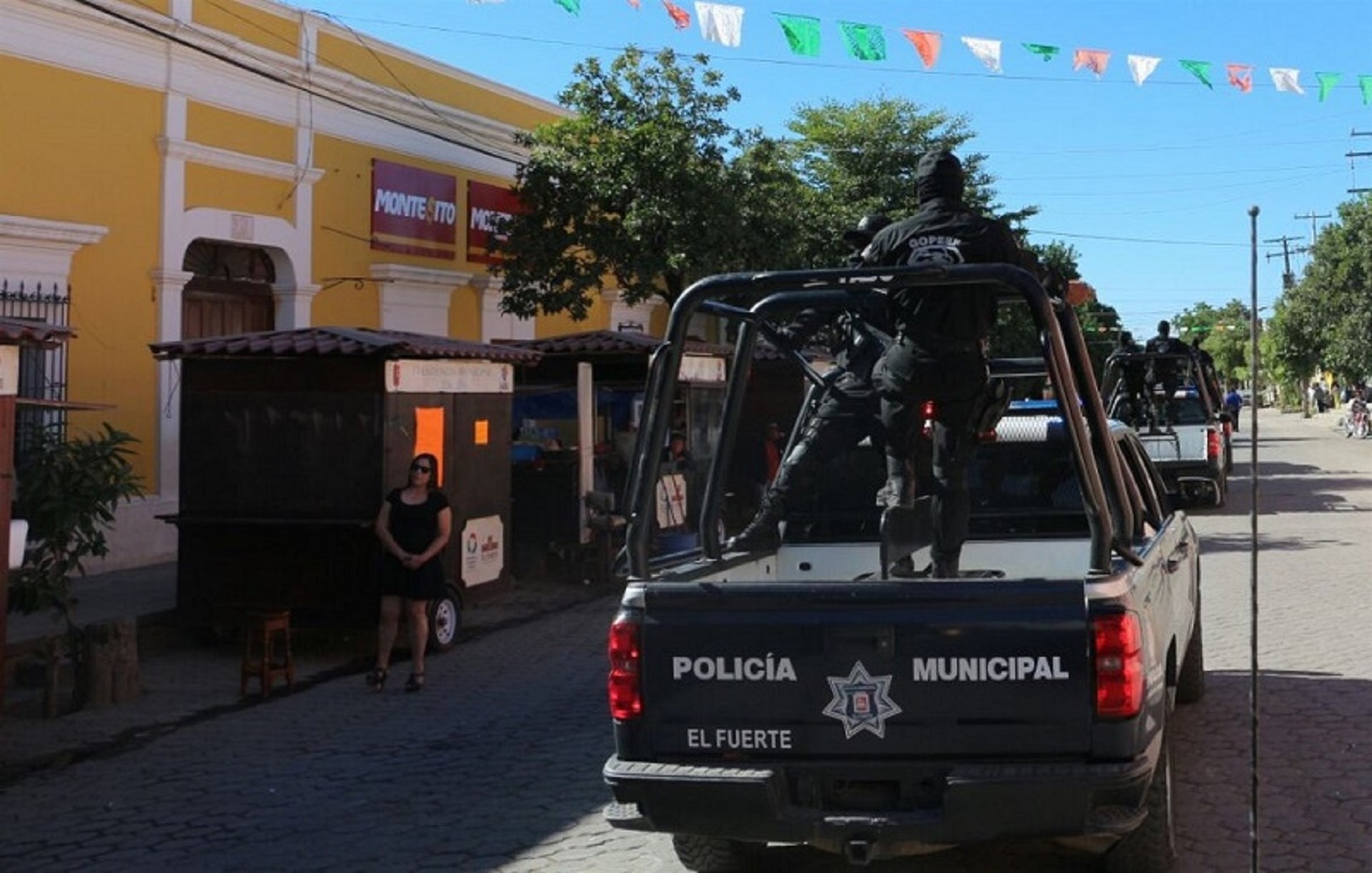Policías de El Fuerte dejan ir a sicarios que golpearon a una familia