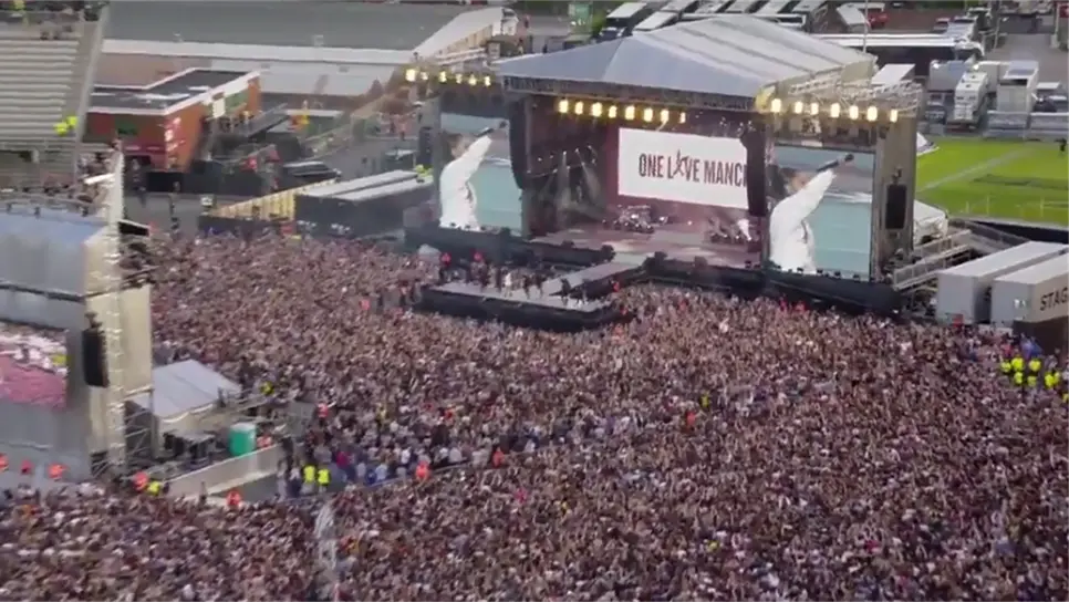 Ariana Grande, Bieber y Cyrus envían mensaje de unidad en Manchester