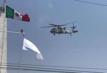 Helicóptero sobrevuela diversas colonias de Culiacán