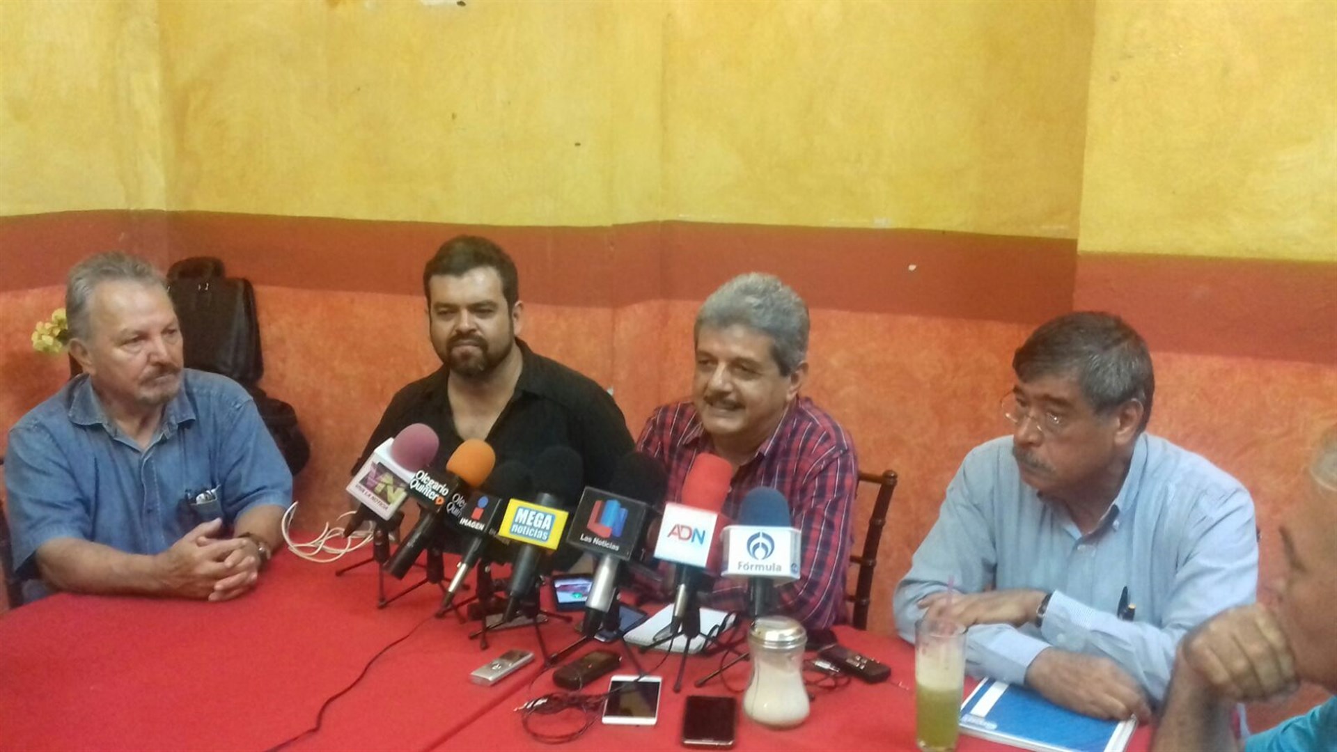 Bastante pobre que ofrezcan recompensas para resolver asesinatos