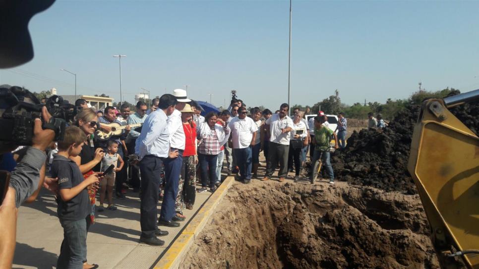 Gobernador inicia rehabilitación del dren San Joachín