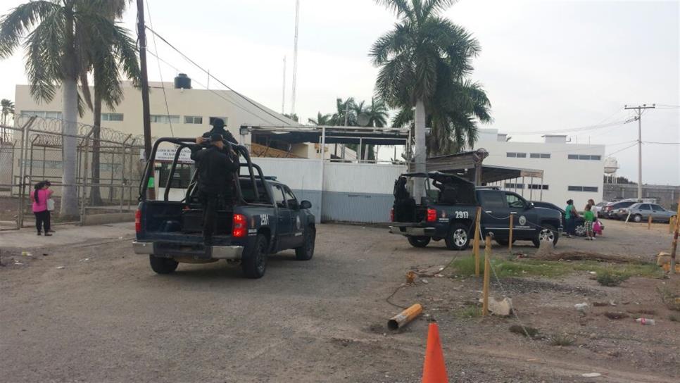 Policías que fueron atacados estaban asignados al Hospital General