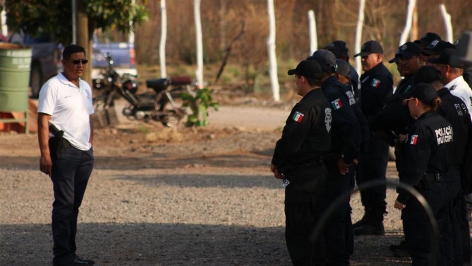 Policías de El Fuerte acusan al director de maltratarlos