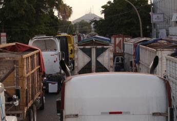 Transportistas de carga se manifiestan en Vialidad y Transporte