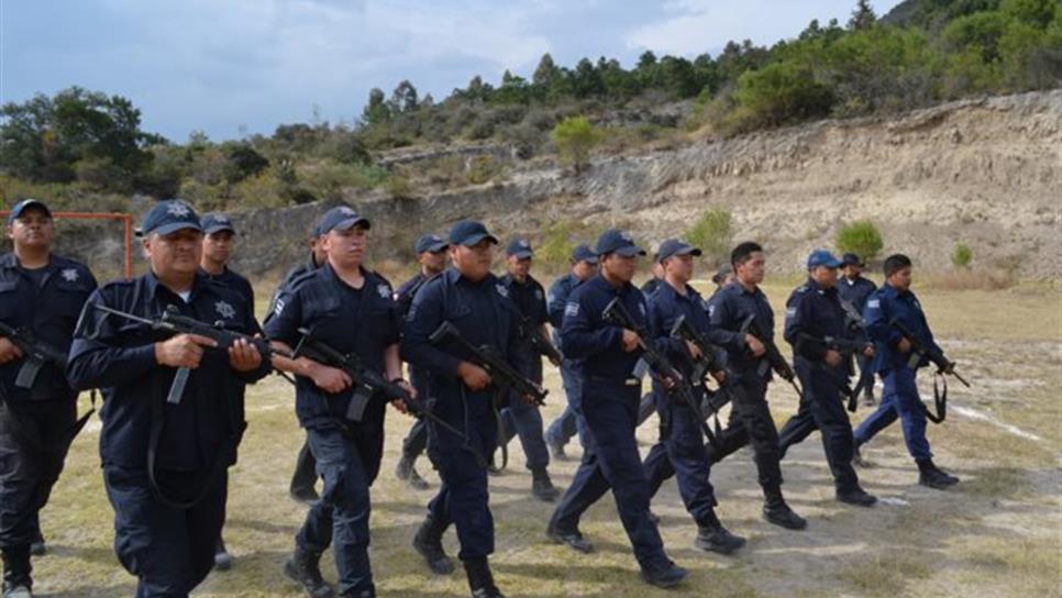 Regresan capacitados de Tlaxcala policías mazatlecos