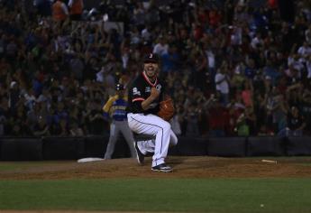 Manny Barreda lo vuelve a hacer: lanza juego perfecto