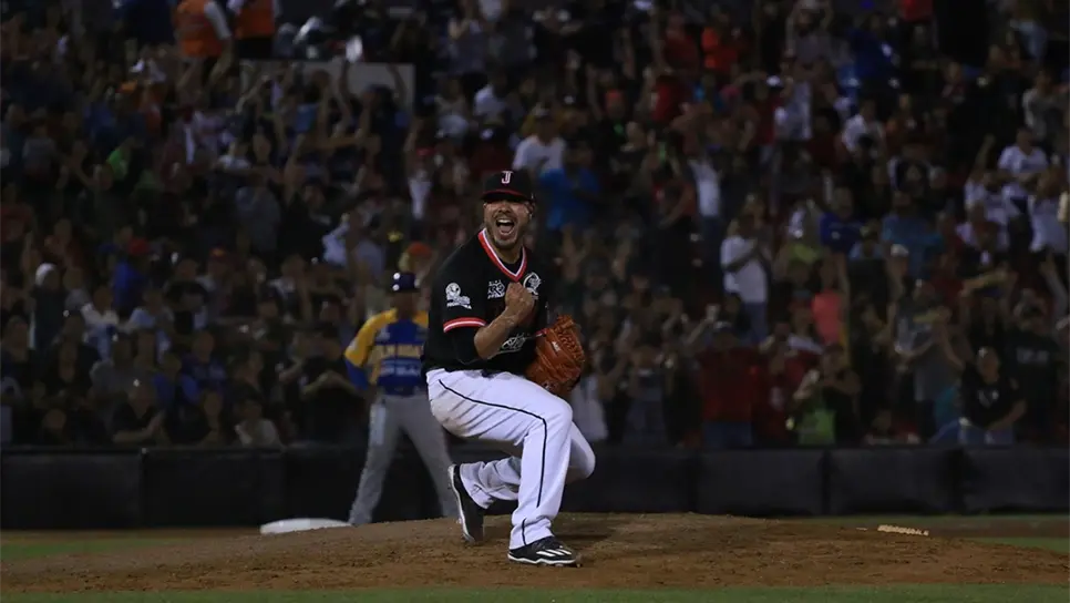 Manny Barreda lo vuelve a hacer: lanza juego perfecto