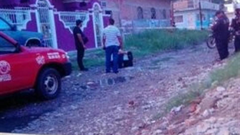 Muere un menor al caer de azotea cuando volaba un papalote