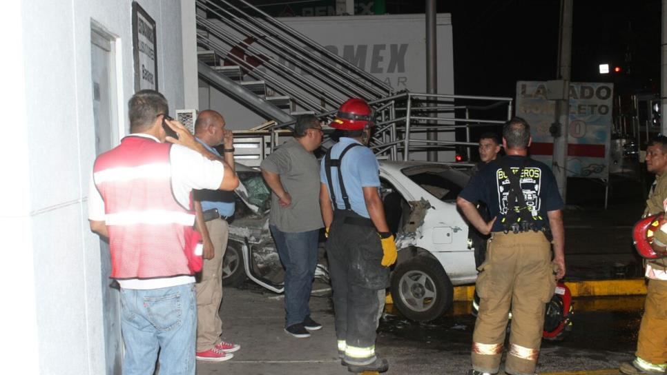 Tres lesionados deja choque en el centro de Culiacán