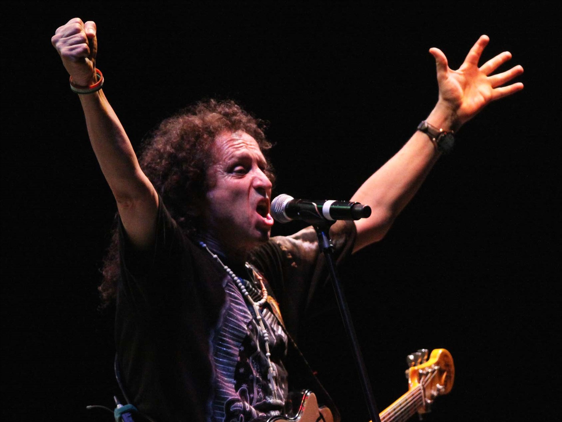 Alex Lora cantará duro contra Trump en primera gira a Canadá