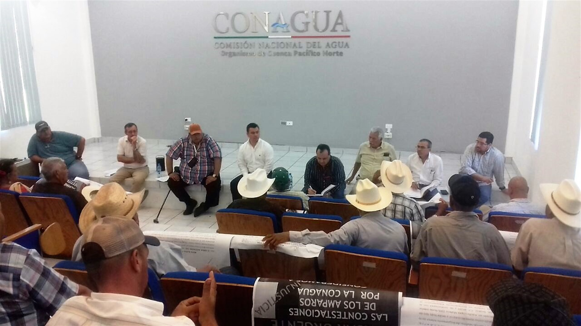 Campesinos de El Fuerte exigen celeridad en títulos de concesión