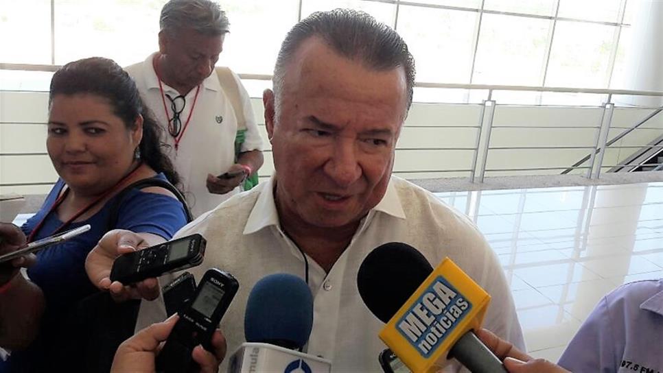 Propone Daniel Amador ampliar consulta para elección de candidatos