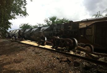 Descarrila el tren en Guasave, iba cargado de maíz