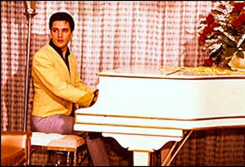 Subastarán piano blanco de Elvis Presley en 2.5 mdd