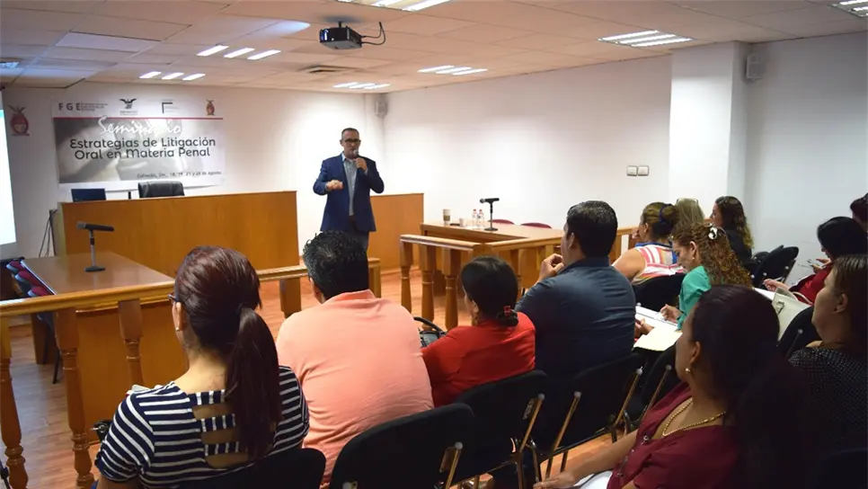 Capacitan a Ministerios Públicos y abogados litigantes