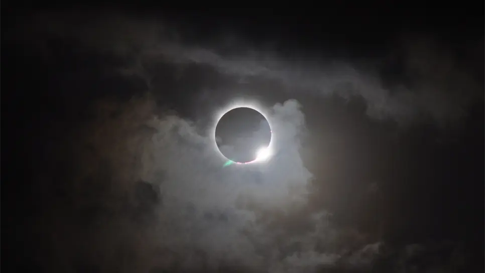 Nos podemos quedar ciegos con el eclipse: alumnos de primaria
