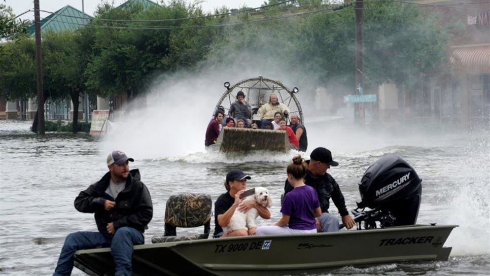 Tormenta Harvey paraliza Houston