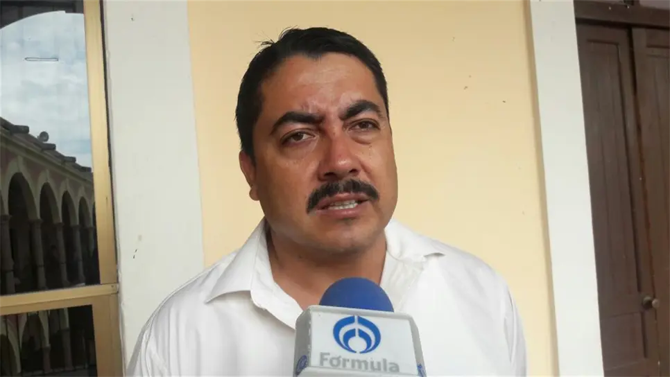 El secretario del Ayuntamiento, Favián Cota, señaló que poco a poco se estará normalizándose el servicio, por lo que pidió a la población tener paciencia.