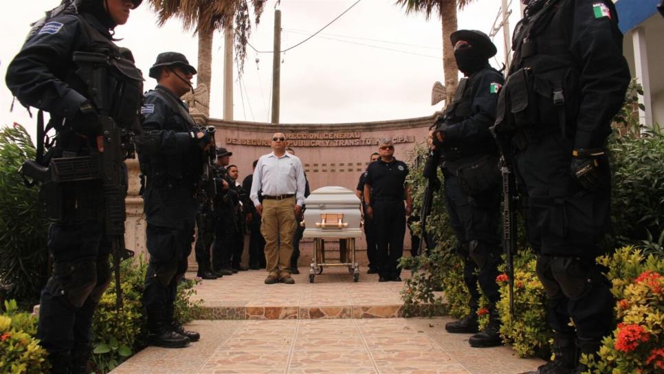 Despiden a policía abatido