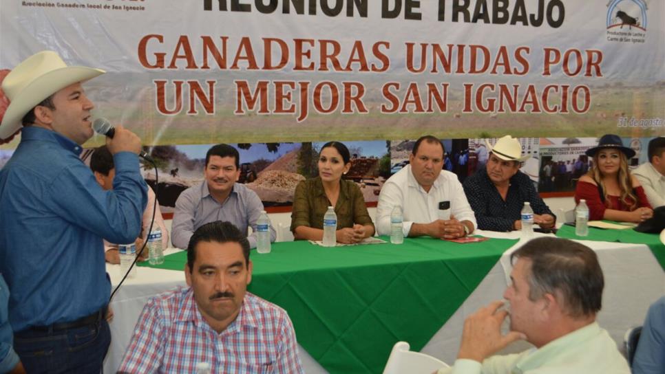 Unen esfuerzos asociaciones ganaderas de San Ignacio
