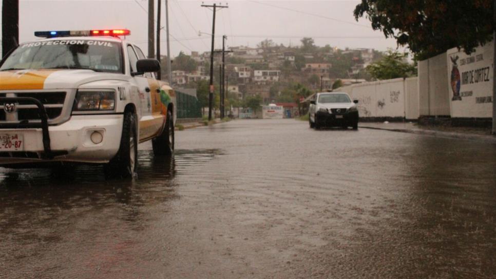 Sin luz ni agua zona rural de Ahome por efectos de Lidia