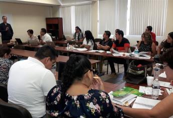 Capacitan a organizaciones civiles de atención social