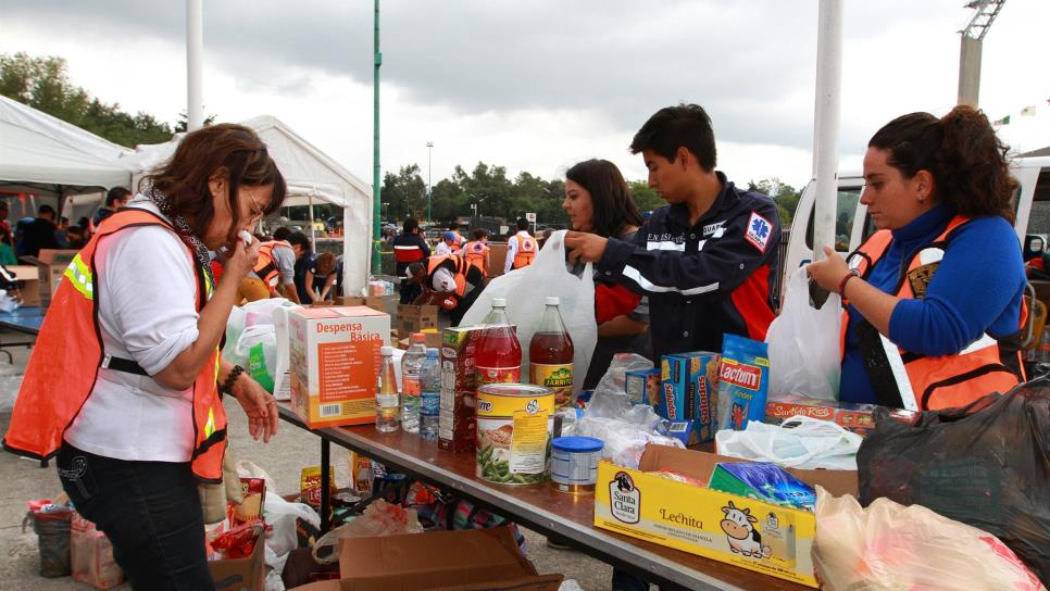 Instala UAS centro de acopio para ayudar a afectados por sismo y huracán