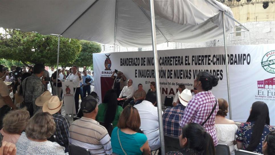 Dan banderazo a trabajos de la carretera El Fuerte-Chinobampo