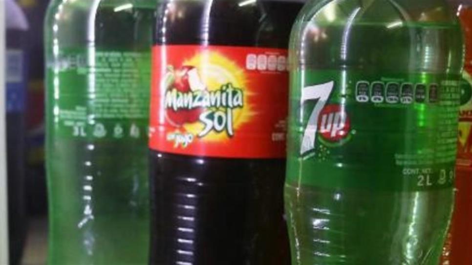 Alertan sobre consumir refresco tras muerte e intoxicaciones en Mexicali