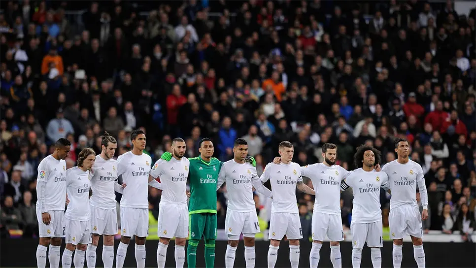 Real Madrid guarda minuto de silencio y Arsenal dedica partido a México