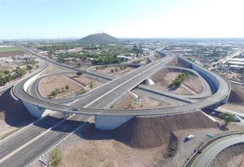 Avanza instalación de luminarias en entronque Carretera México 15-Los Mochis