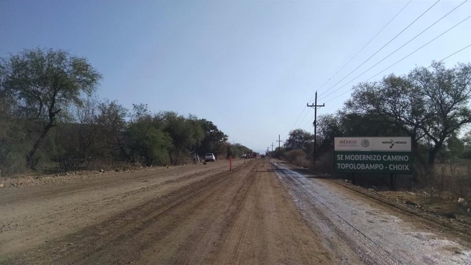 Reclaman estancamiento de la carretera Choix-Bahuichivo