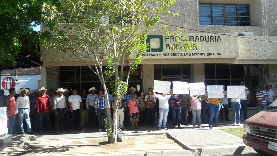 Ejidatarios de El Pochotal se manifiestan la Procuraduría Agraria